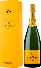 Veuve Clicquot Yellow Label Brut Giftbox 0,75l